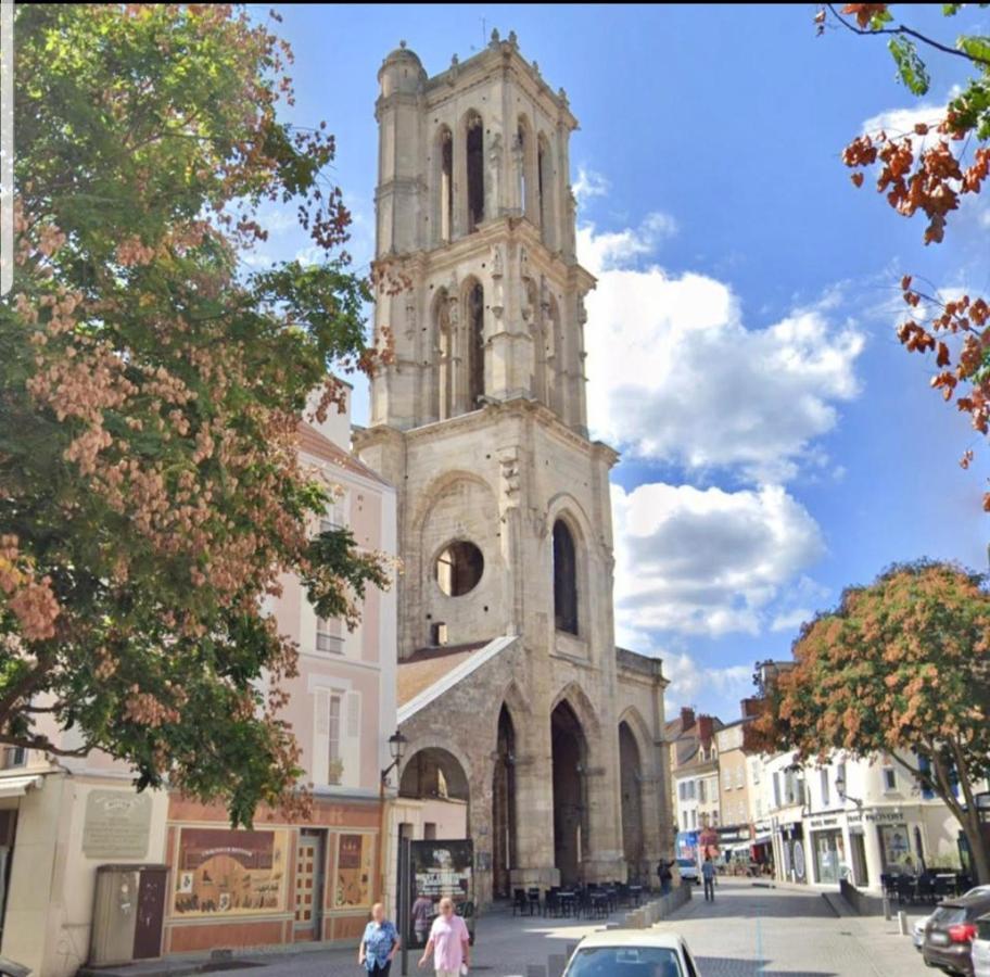 Verdun Mantes-la-Jolie Kültér fotó